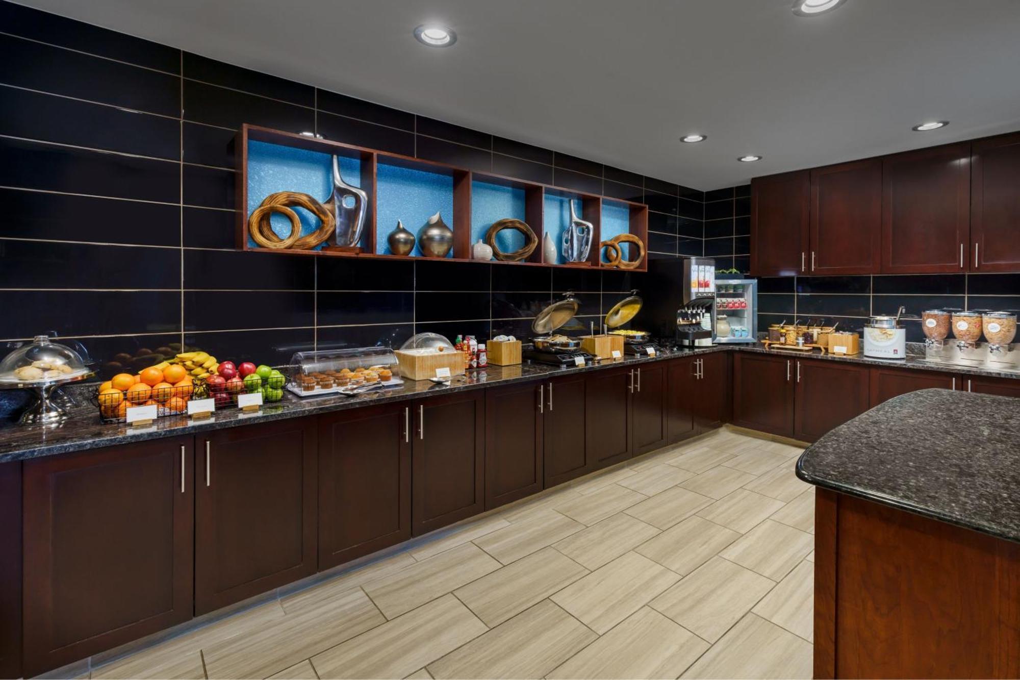 Springhill Suites Manchester-Boston Regional Airport Экстерьер фото