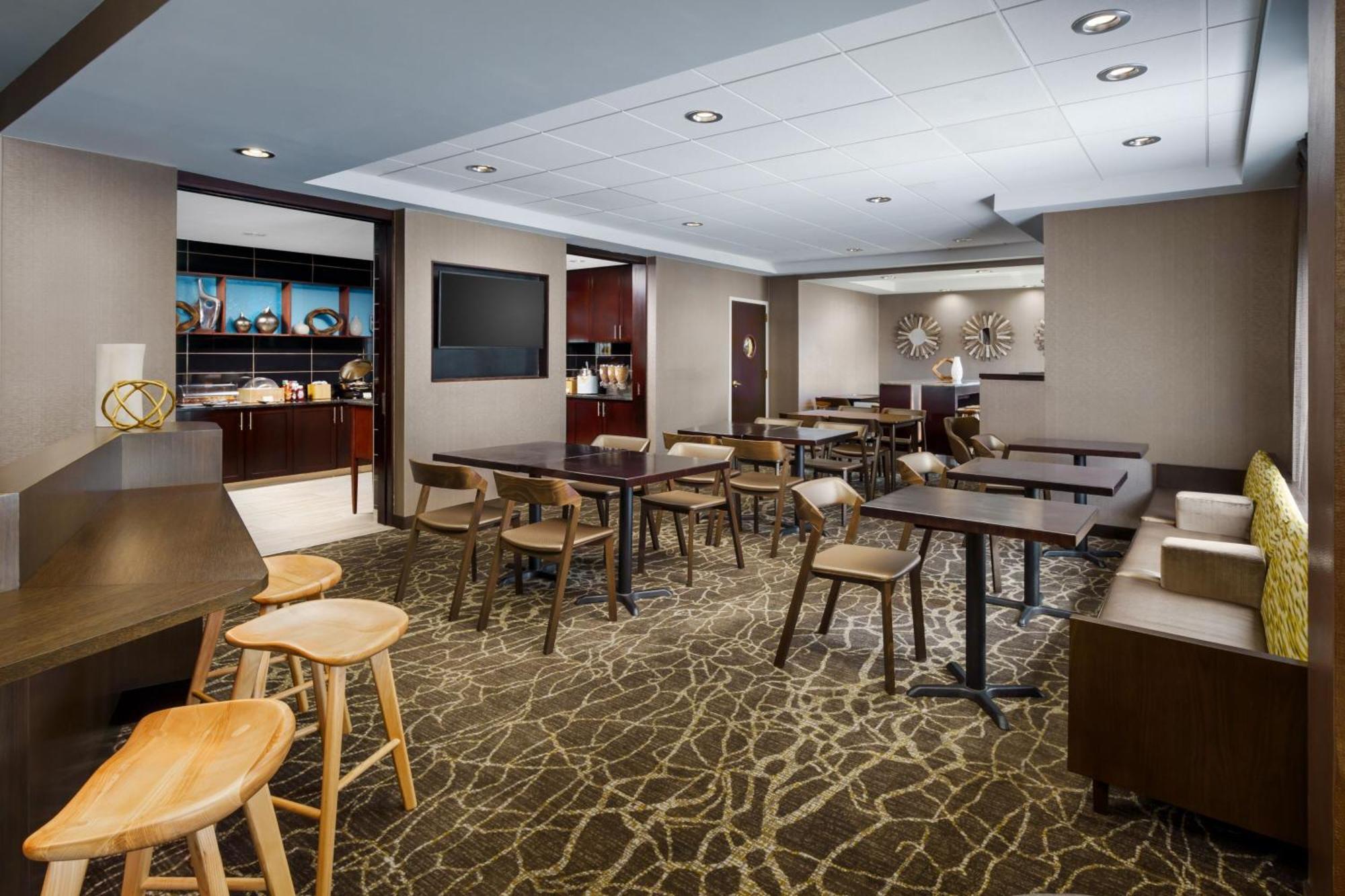Springhill Suites Manchester-Boston Regional Airport Экстерьер фото