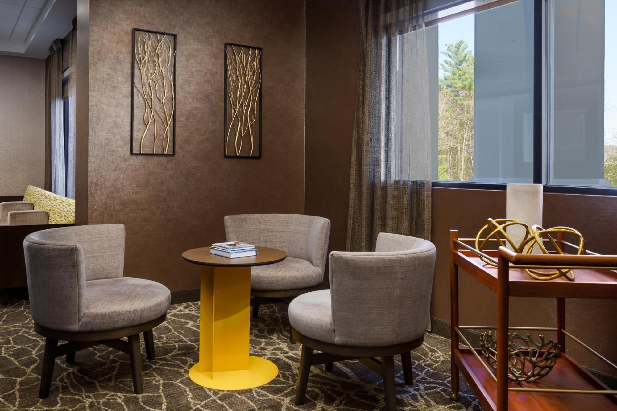 Springhill Suites Manchester-Boston Regional Airport Экстерьер фото