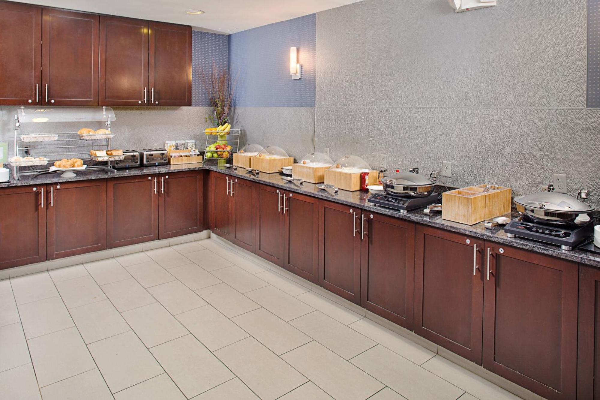 Springhill Suites Manchester-Boston Regional Airport Экстерьер фото
